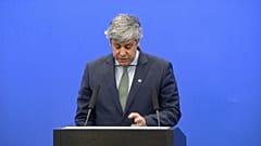 Centeno: 'Yunanistan reform çabalarını sürdürmeli'