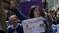 L'Espagne gronde, le gouvernement prêt à réformer