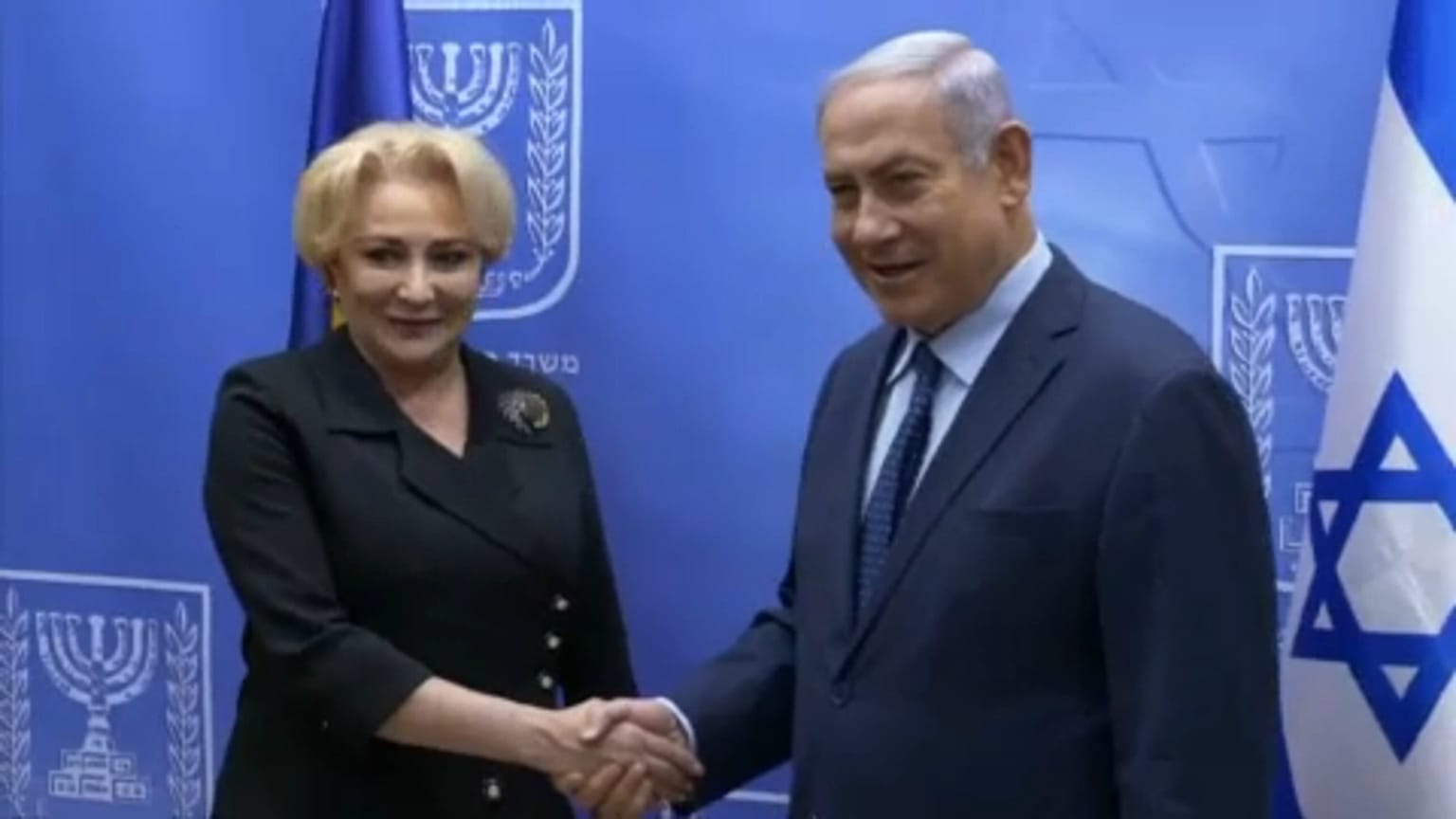 الرئيس الروماني يطالب رئيسة الحكومة بالاستقالة بسبب القدس