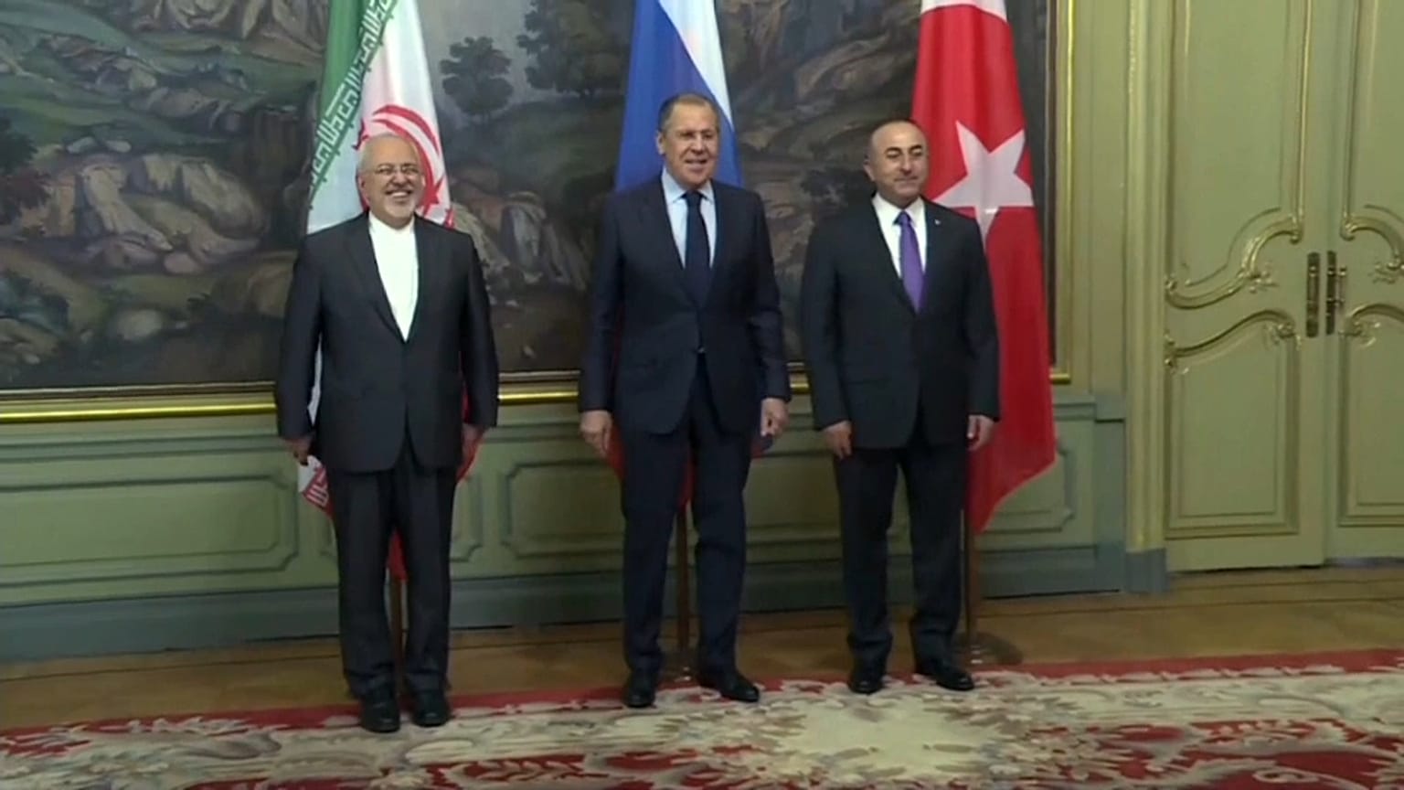 "L'intervento militare in Siria è illegale": al vertice di Mosca accuse alle potenze occidentali