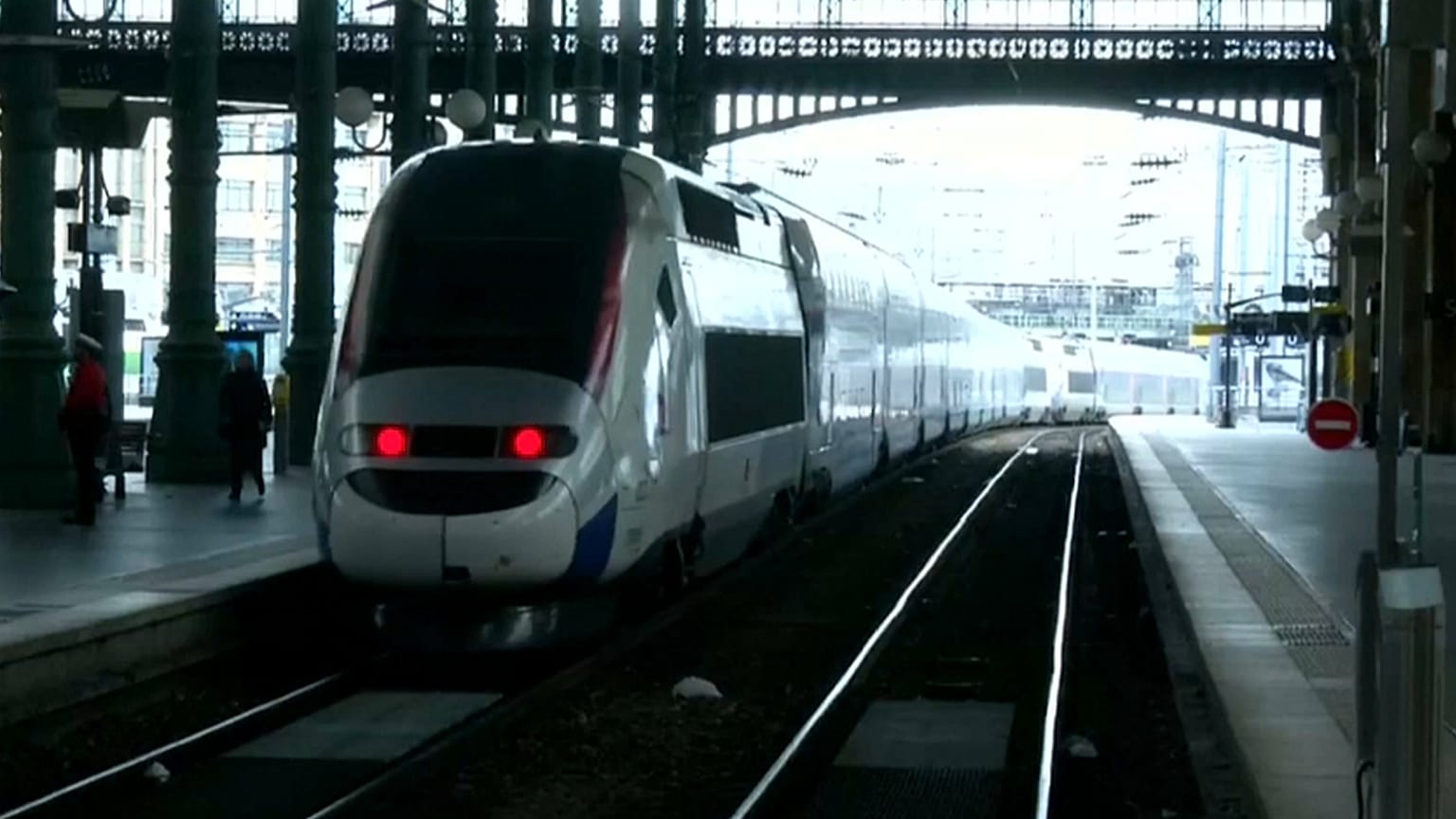 Caminhos-de-ferro franceses novamente em greve