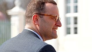 Jens Spahn sagt NEIN zur Petition, gibt aber zu: "Schwierig von Hartz IV zu leben"