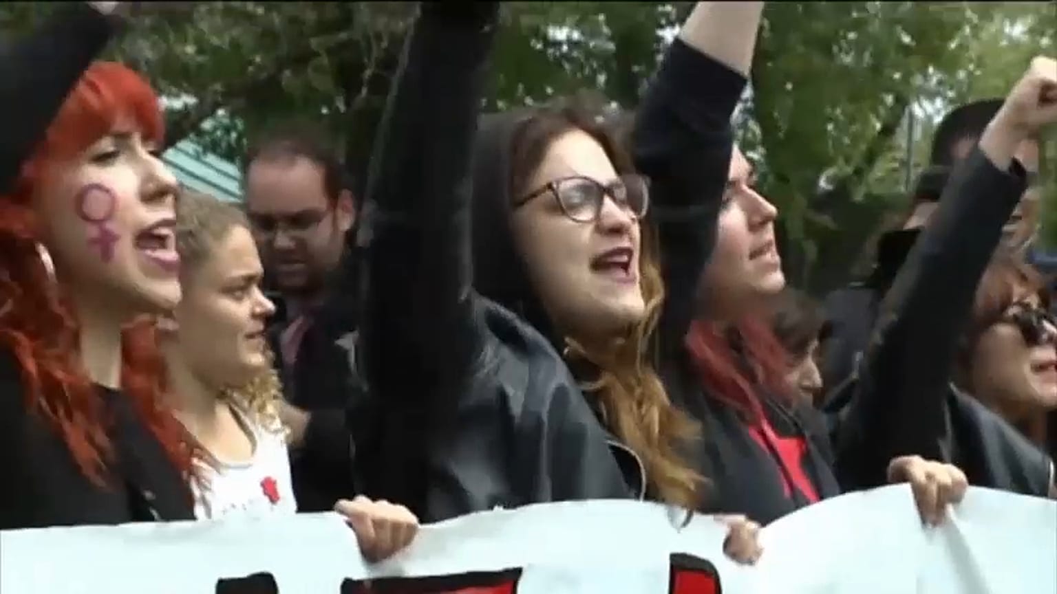 Spanien protestiert weiter gegen Missbrauchsurteil 