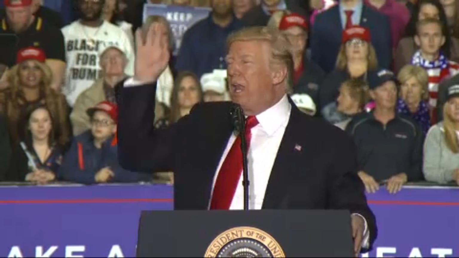 Trump kirohanása az EU ellen