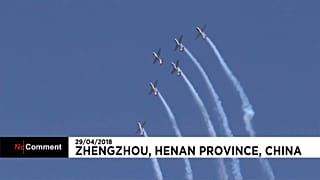 Beeindruckende Stunts bei der Zhengzhou Airshow