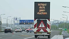Black out all'aeroporto di Amsterdam Schiphol, voli cancellati e ritardi 