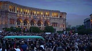 Örményország a tüntetők kezében