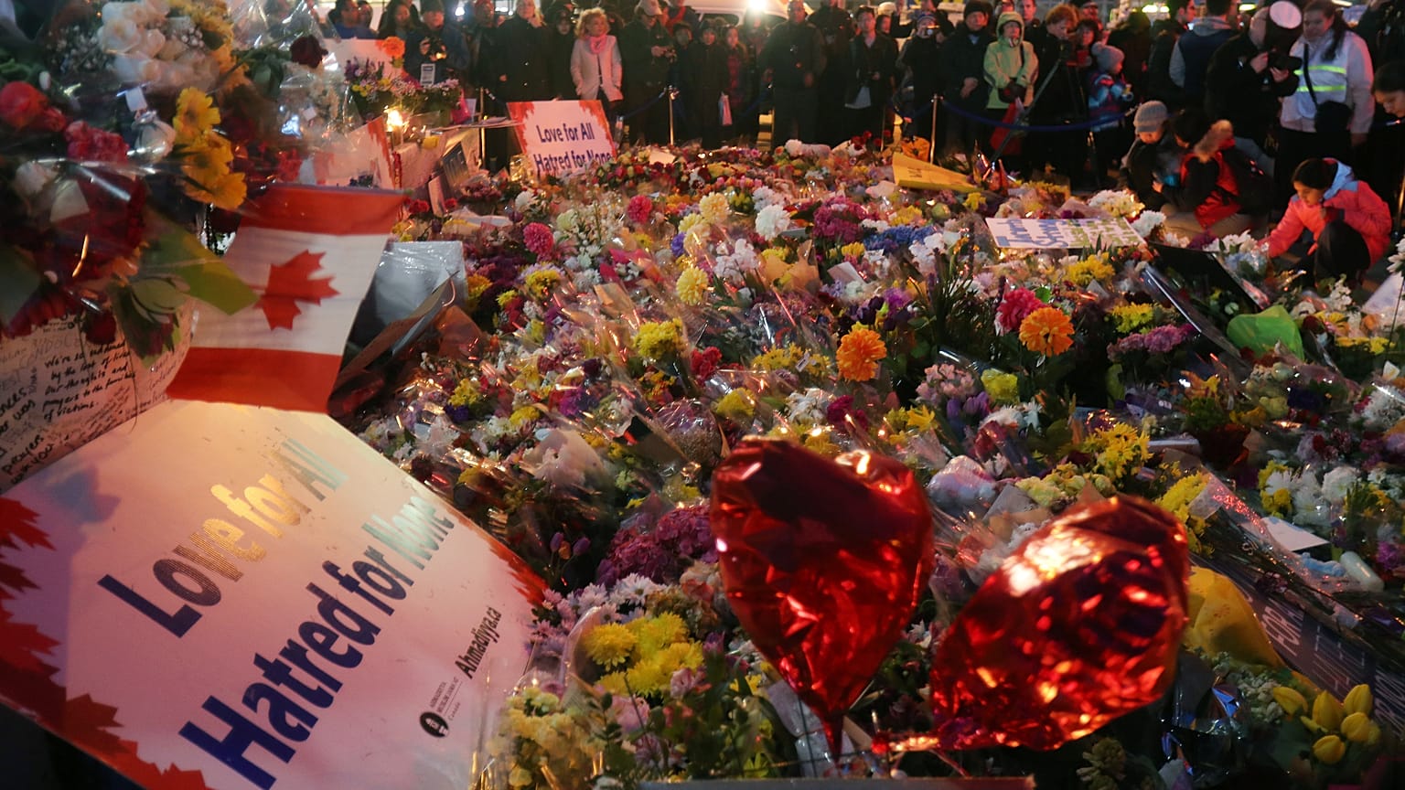 Торонто: акция памяти и скорби