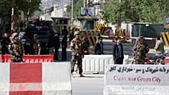 Duplice attentato Afghanistan, Kabul piange i morti 