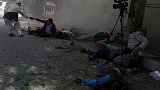 Két öngyilkos merénylet Kabulban