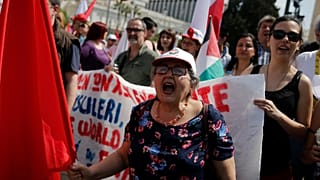 Manifestantes gregos dizem que retoma é miragem