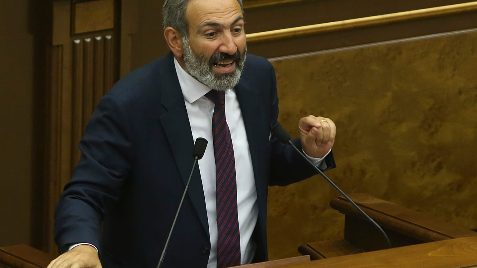 Δραματικές εξελίξεις στην Αρμενία - Καταψηφίστηκε ο Πασινιάν
