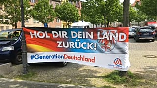 Cottbus: 400 AfD-Anhänger feiern 1. Mai
