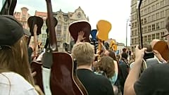 Recorde Guinness na Polónia ao som de Jimi Hendrix