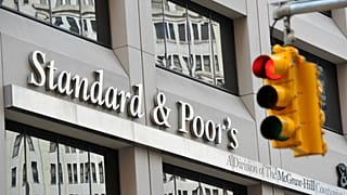 S&P Türkiye'nin kredi notunu düşürdü