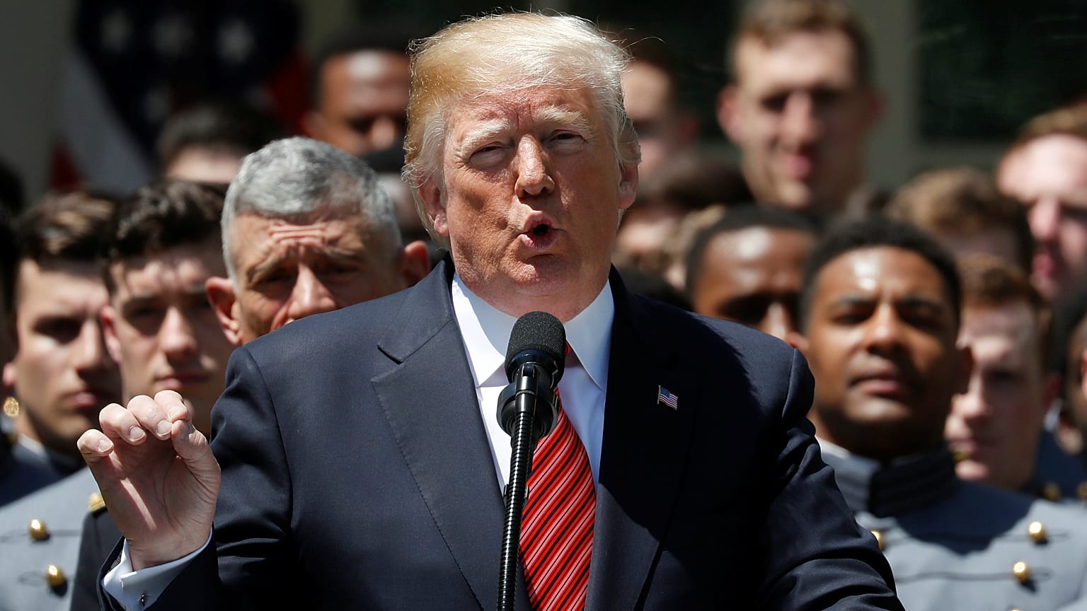 Trump Rusya soruşturmasında ifadeye çağrılabilir
