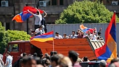 Αρμενία: Σε εκστρατεία πολιτικής ανυπακοής κάλεσε τους πολίτες ο Πασινιάν