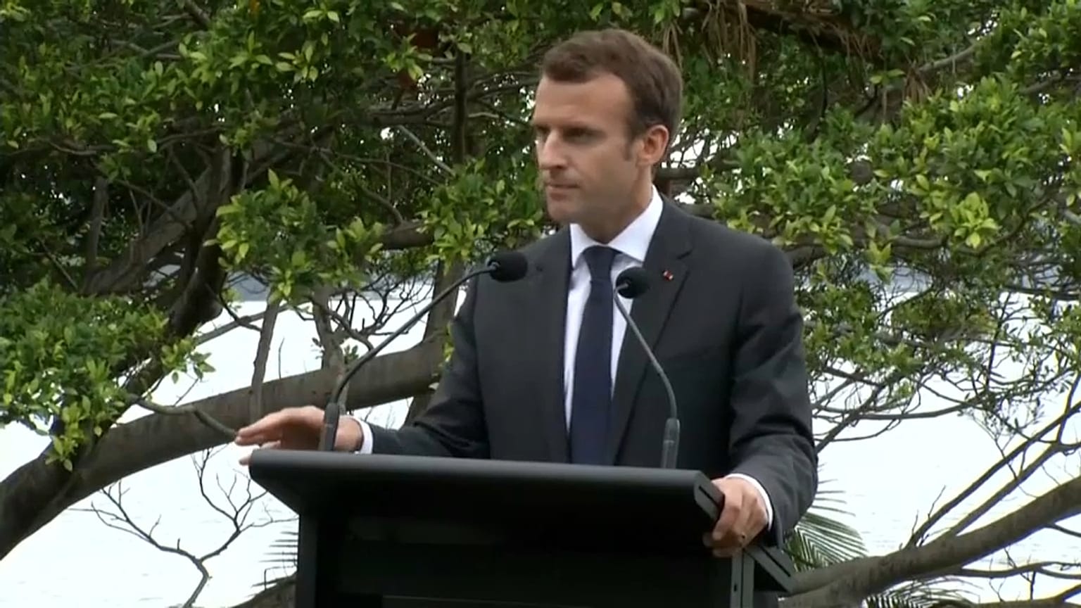 Macron apuesta por un pacto nuclear más amplio