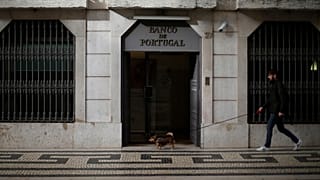 Portugal compra milhões de euros em cêntimos à Irlanda