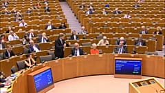 AB'den Macaristan'a sert mesaj