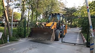 Yanlışlıkla Yunanistan tarafına geçen belediye işçisi gözaltına alındı