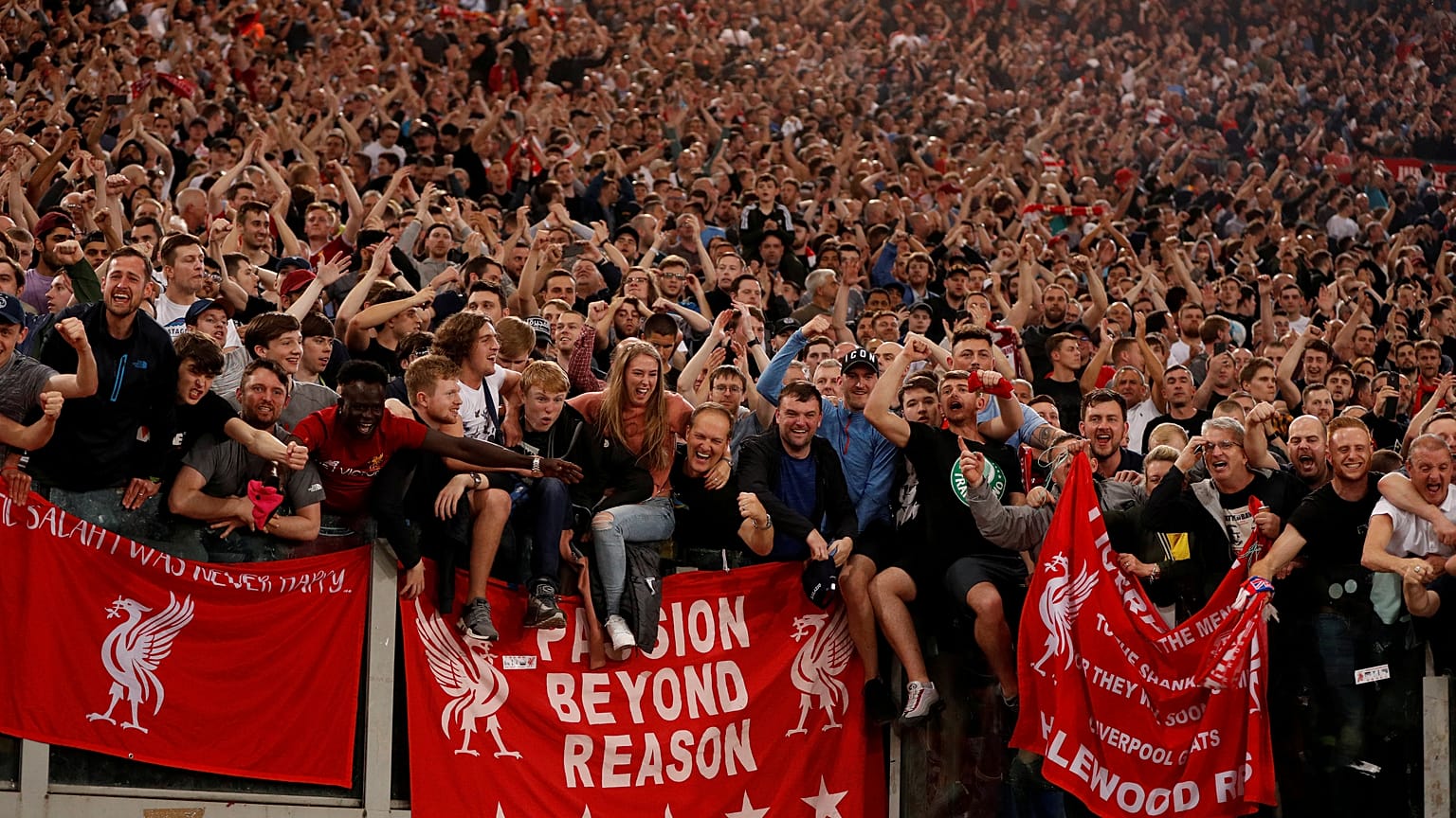 Adeptos do Liverpool querem "ver Cristiano Ronaldo chorar na final de Kiev"