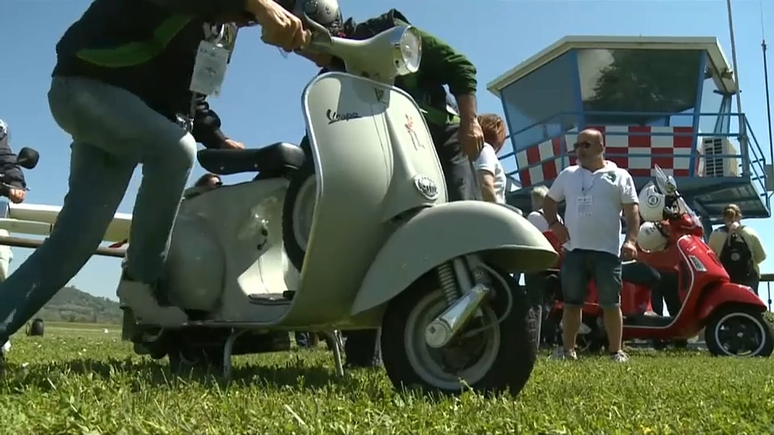 La Vespa souffle ses 50 bougies