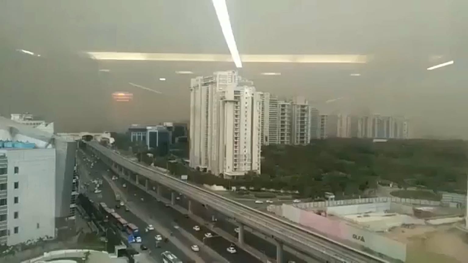 India: tempesta di sabbia e pioggia provoca oltre 70 vittime