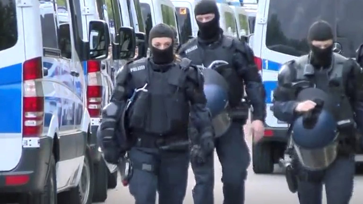 Óriásrazzia egy német befogadóközpontban