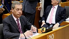 Uniós útlevelet kért Juncker az unió brit alkalmazottainak