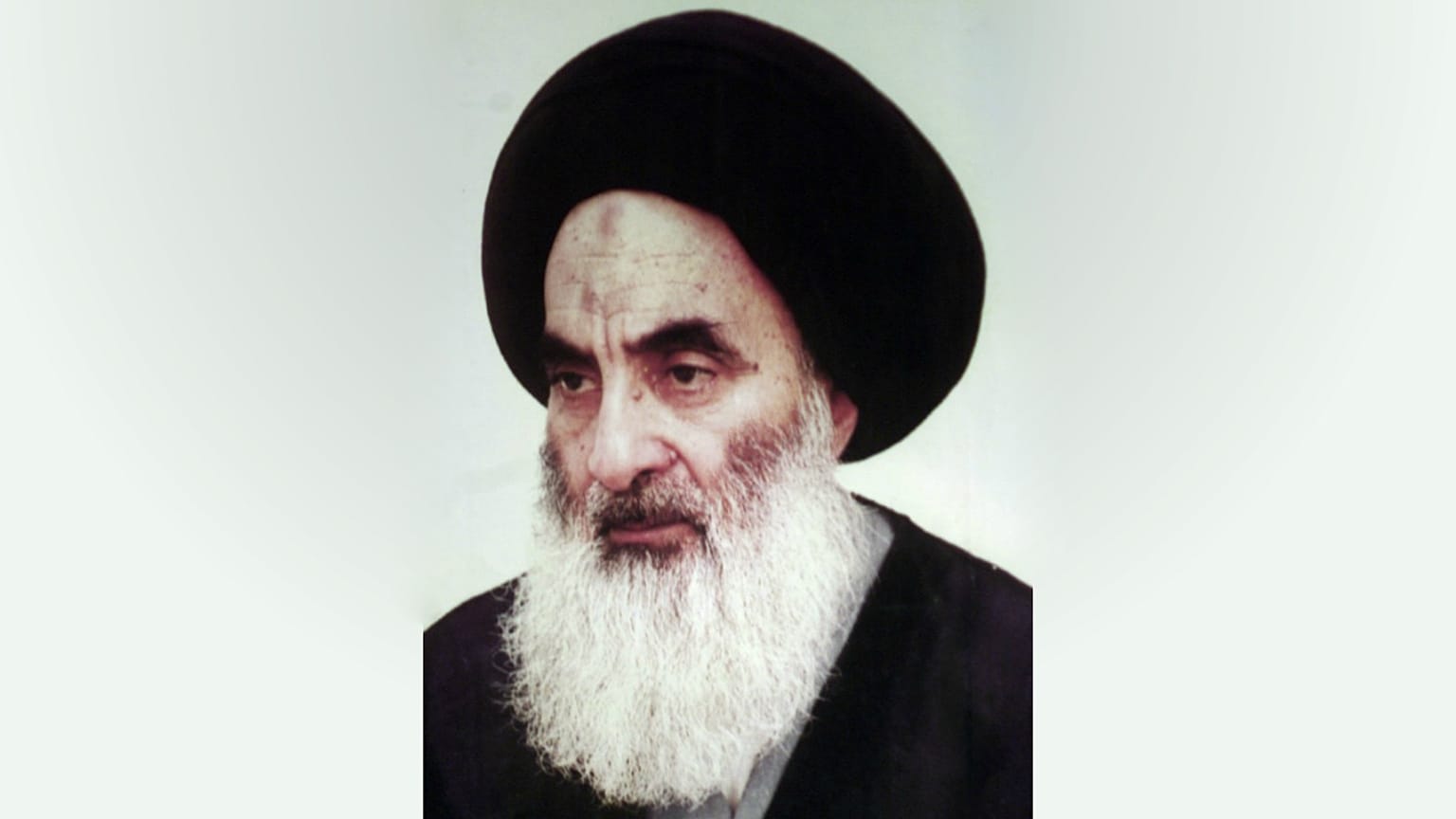 السيستاني يدعو العراقيين إلى منع عودة القادة الفاسدين إلى السلطة