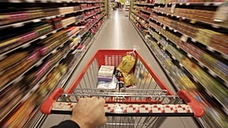 Türkiye OECD'de enflasyon şampiyonu