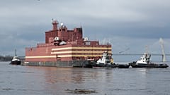 Greenpeace dénonce un "Tchernobyl flottant"