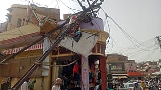 Porvihar söpört végig India északi részén