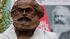 Памятник Марксу в Трире
