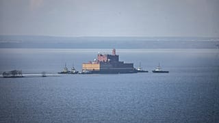 Ξεκίνησε το ταξίδι του ο πρώτος πλωτός πυρηνικός σταθμός