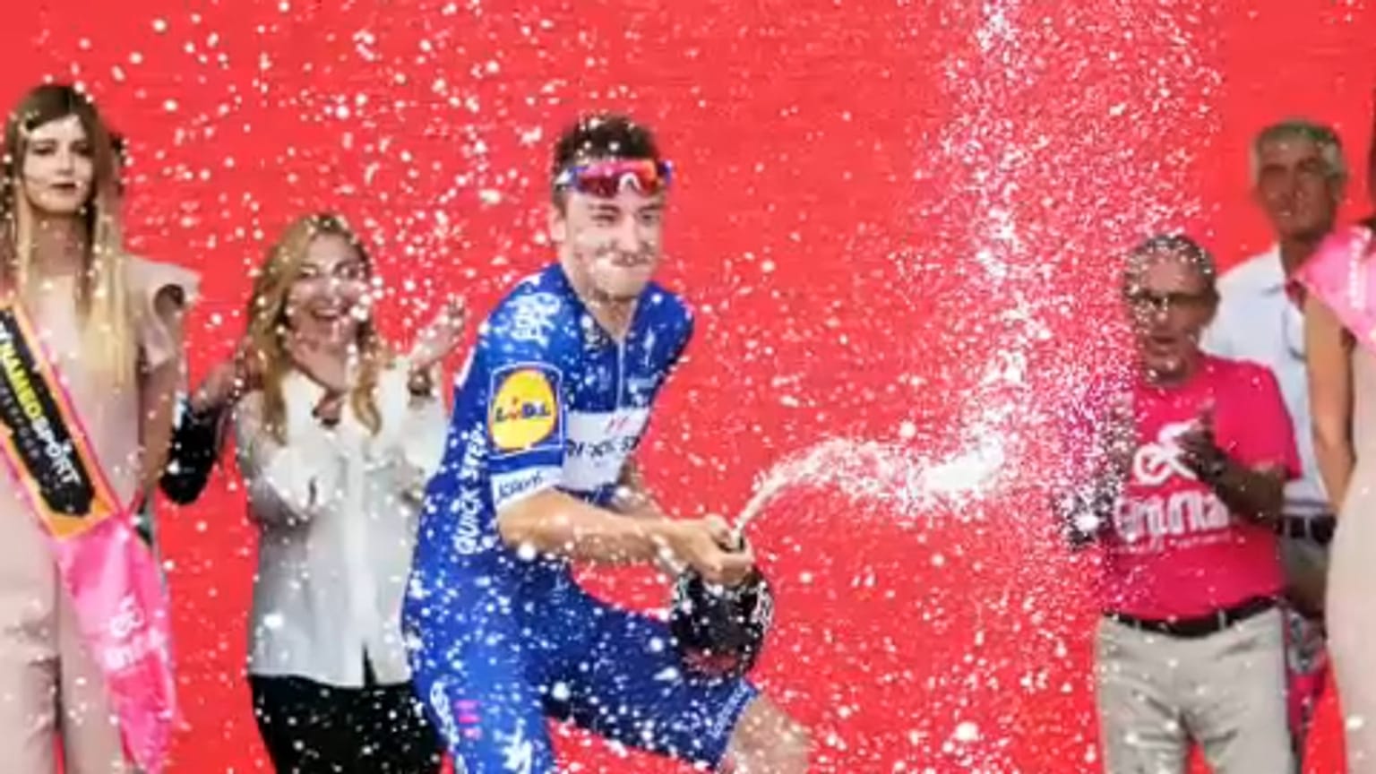 Viviani nyerte a Giro d'Italia második szakaszát