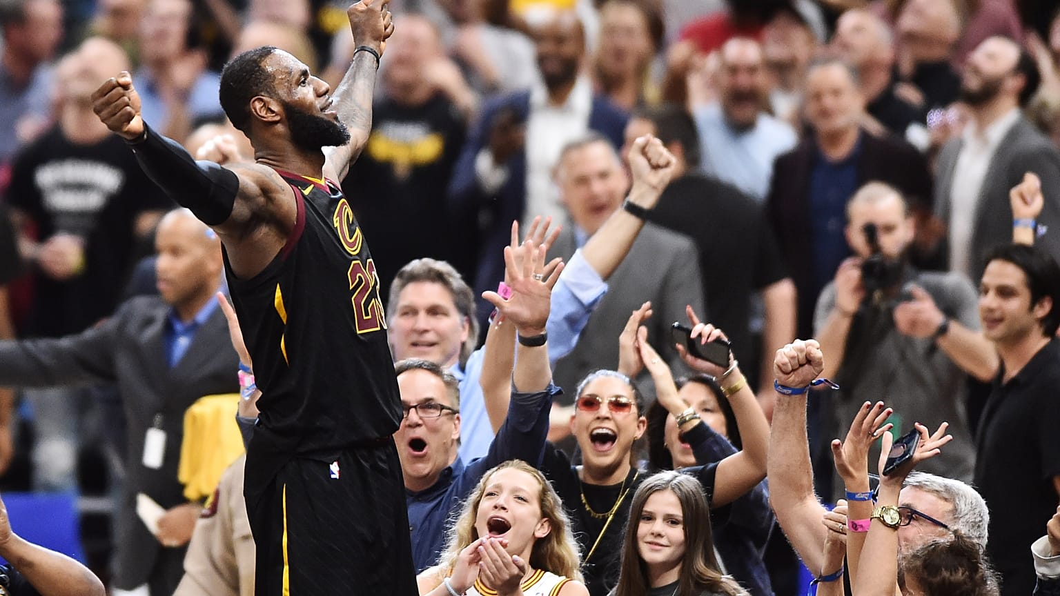 A Cavaliers egy győzelemre van a döntőtől