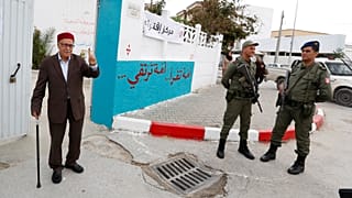 Τυνησία: Οι πρώτες δημοτικές εκλογές μετά την Αραβική Άνοιξη