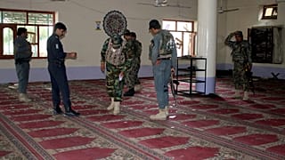 Afghanistan, strage di civili al centro elettorale