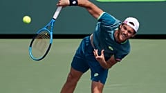 João Sousa venceu o americano Frances Tiafoe na final