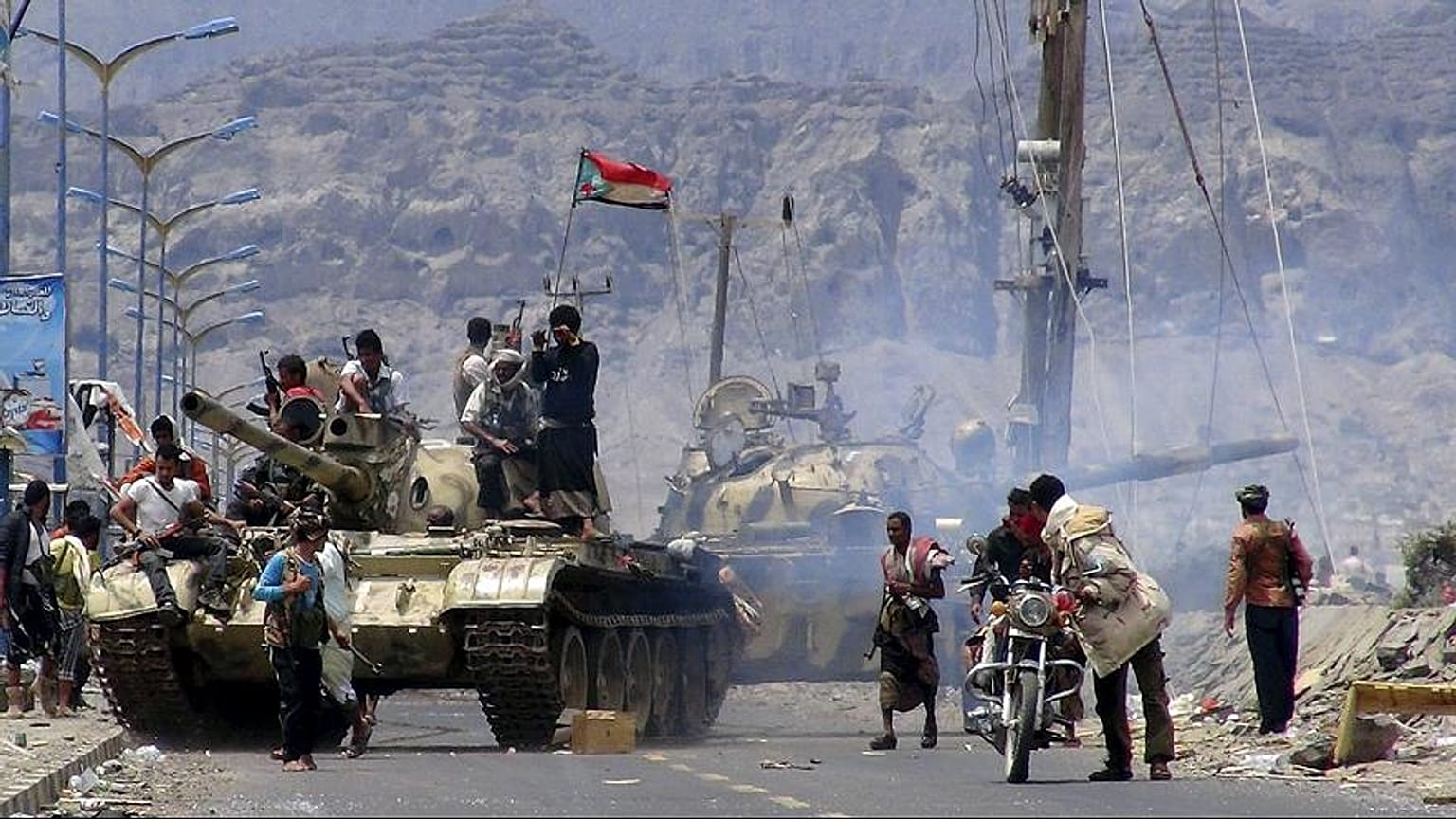 الإمارات تتهم الإخوان المسلمين بإشعال أزمة سقطرى 