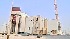 طهران تحذر وبريطانيا تتحرك لمنع ترامب من الانسحاب من الاتفاق النووي 