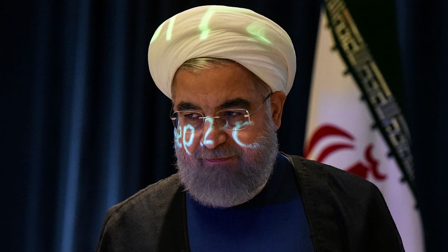 روحانی: اگر اروپا مسئولیت آمریکا را قبول کند در برجام می‌مانیم، وگرنه راه خود را می‌رویم