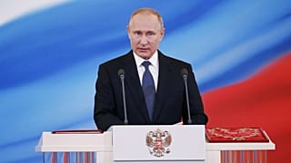 Negyedszer is beiktatták Vlagyimir Putyint