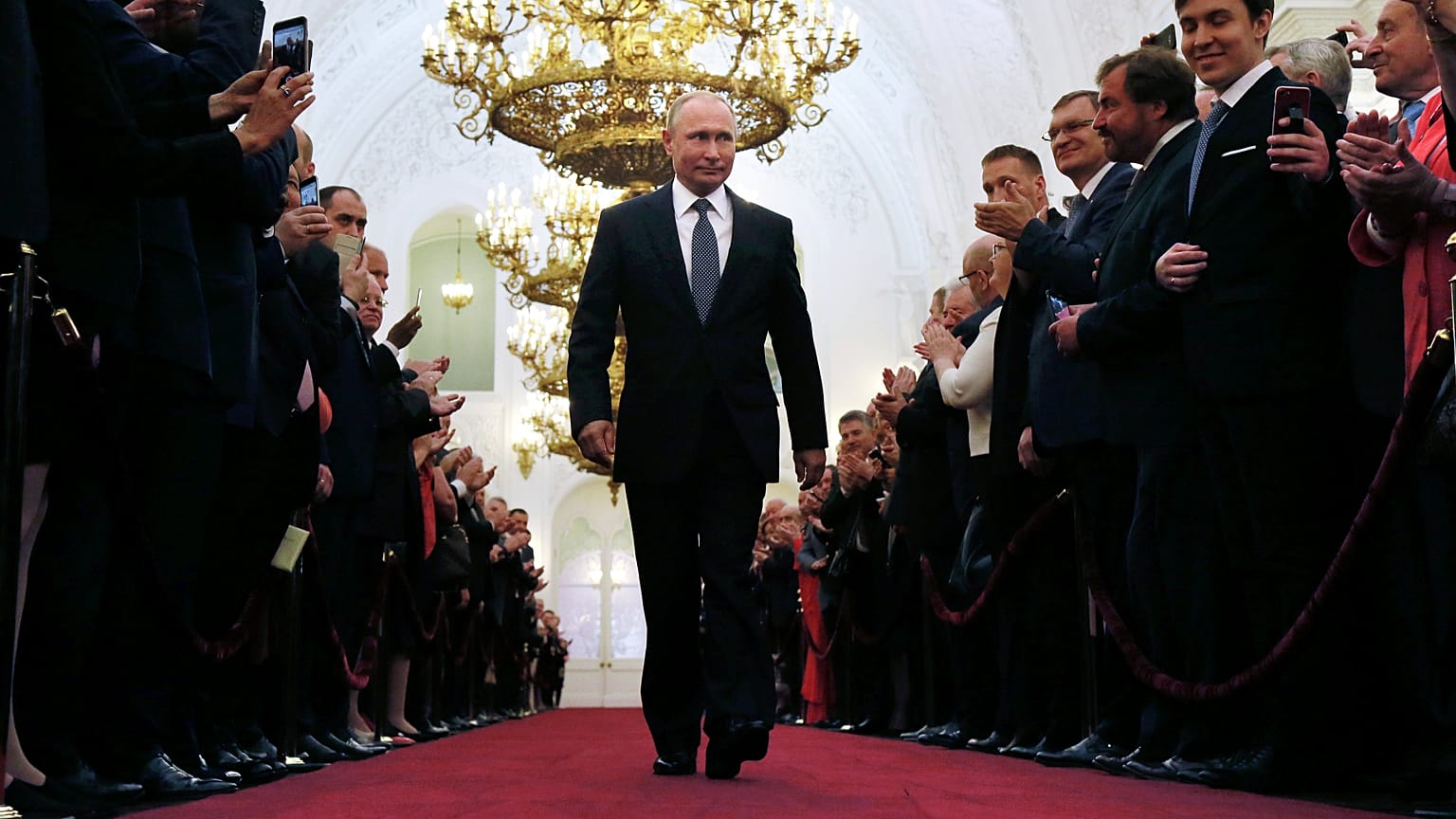 Putin no Kremlin para a tomada de Posse como Presidente pela 4ª vez