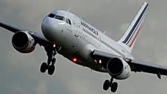 Air France s'enfonce dans la crise