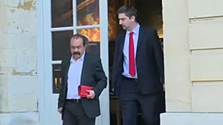 Nem engednek a francia vasutasok