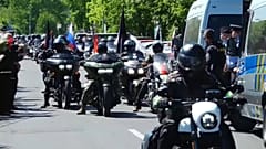 Orosz motorosok Prágában