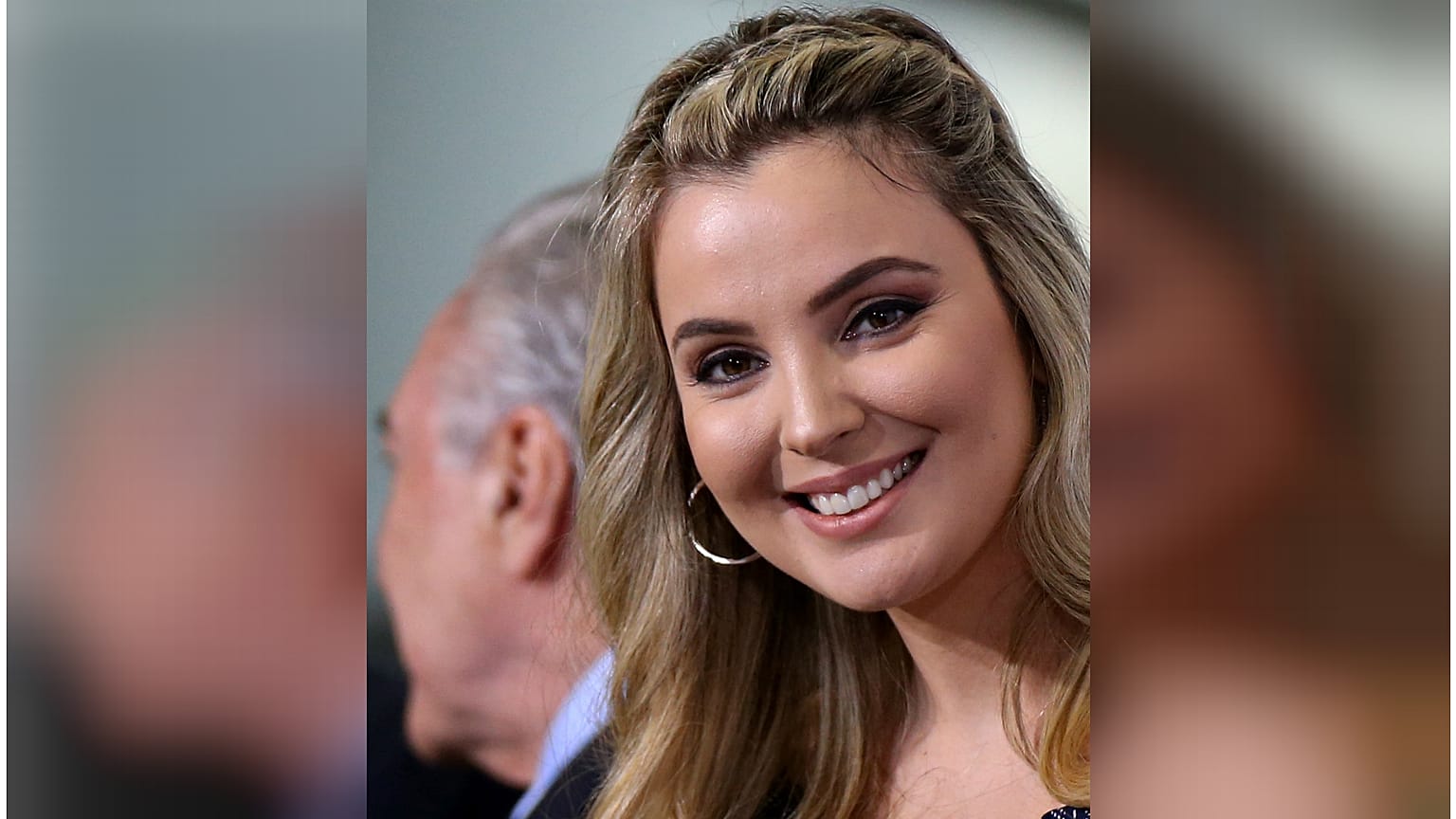 زوجة الرئيس البرازيلي تجازف بحياتها لإنقاذ كلبها